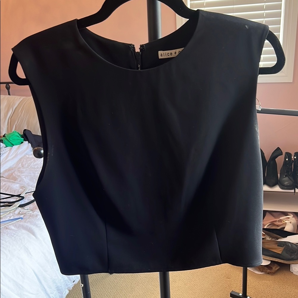 Alice + Olivia Black Sleeveless Cropped Top